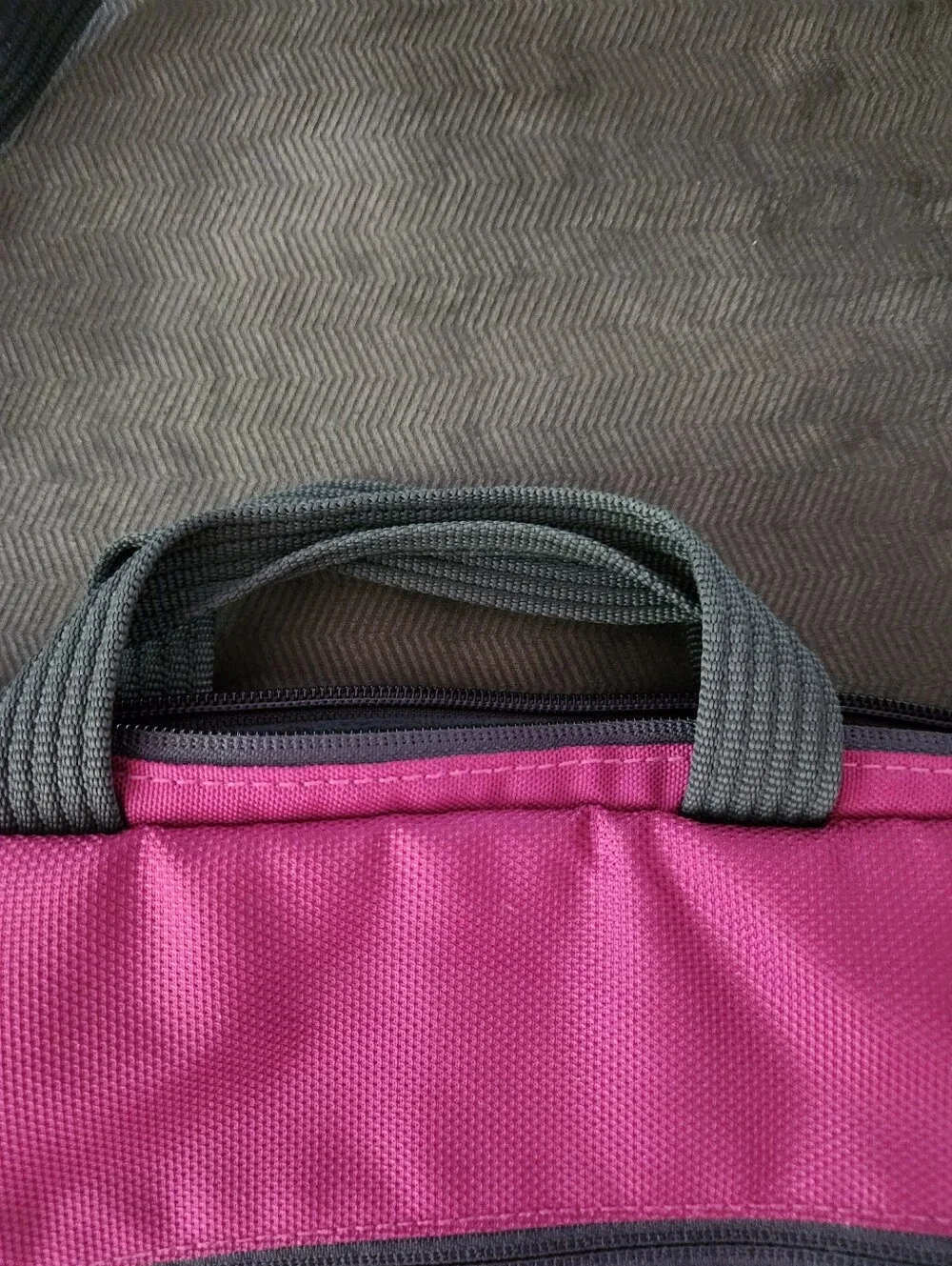 Pottery Barn Teen Gear-Up Crossbody Messenger / Laptop Bag